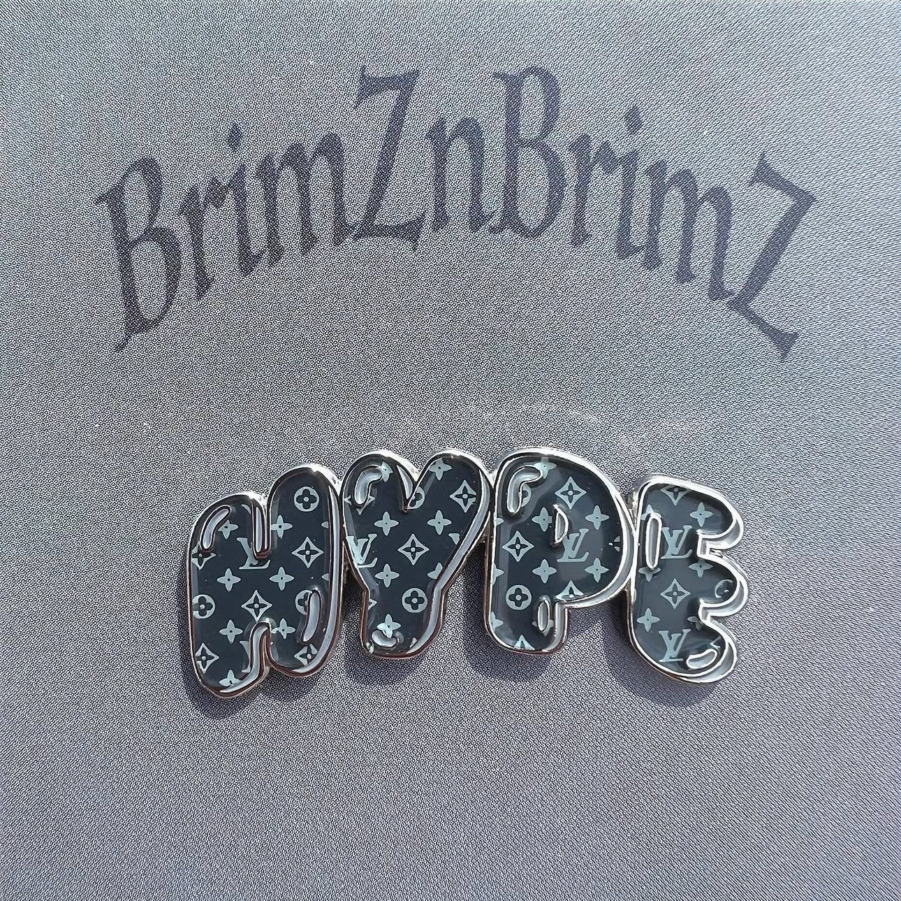 Hype LV Pin